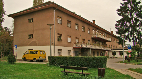 Dom za starije i nemoćne osobe Trešnjevka u Drenovačkoj ulici [GP 2013.]