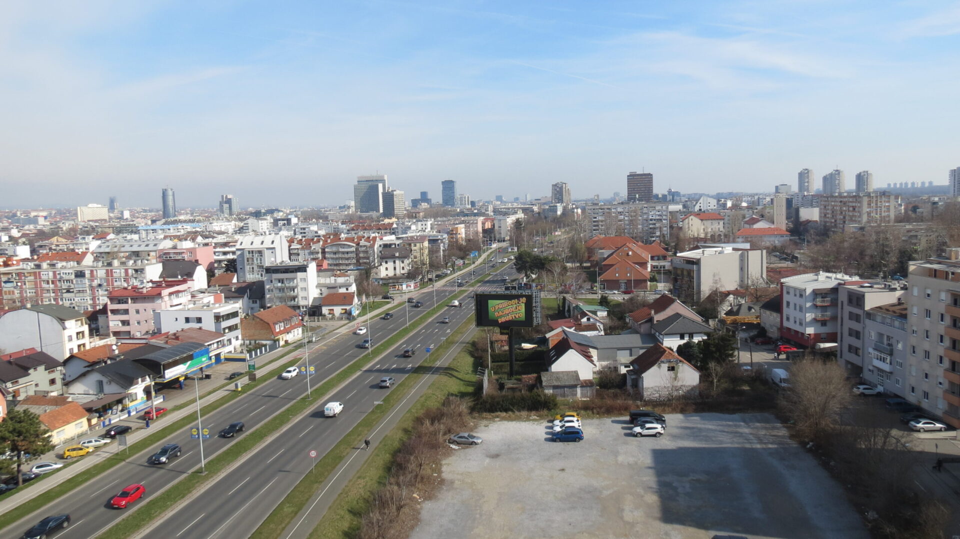 Trešnjevka iz ptičje perspektive (18): Poslovna zgrada Olimp centar u Zadarskoj ulici na Knežiji