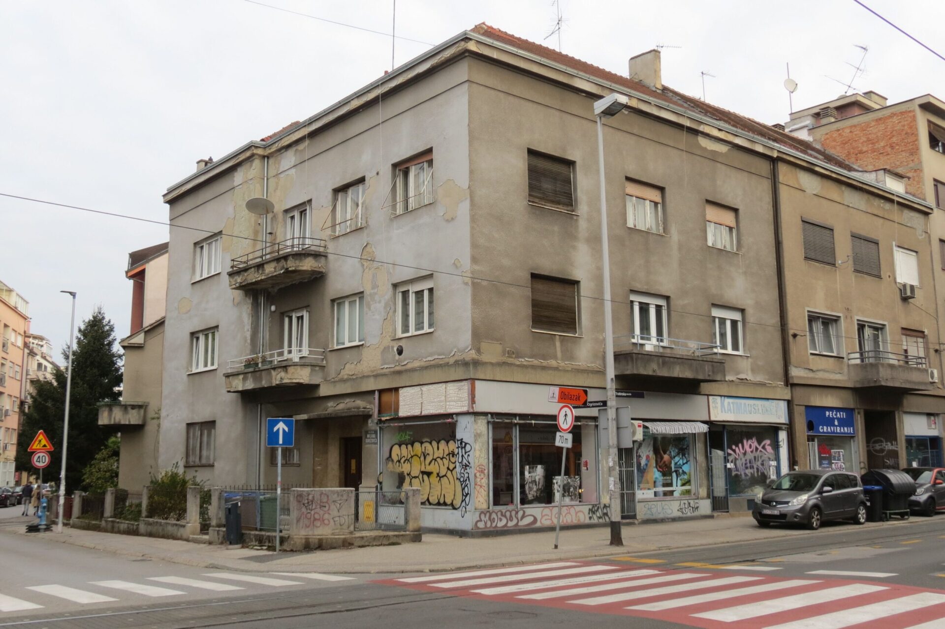 Tratinska 64 / Ogrizovićeva 47