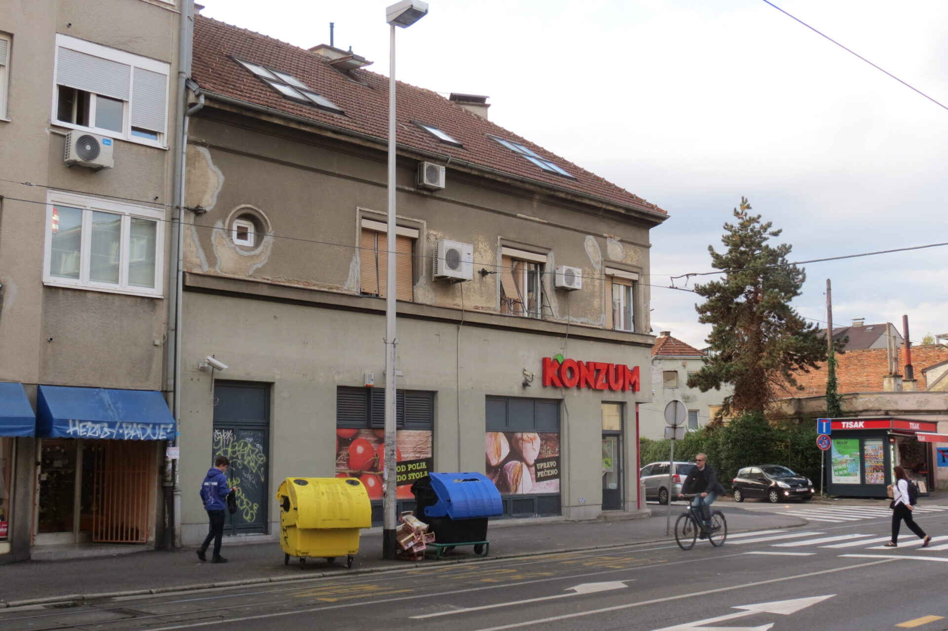 Tratinska 41 / Iločka 1