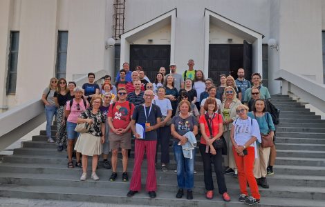 Zajednička fotografija šetača. [DF 2025.]