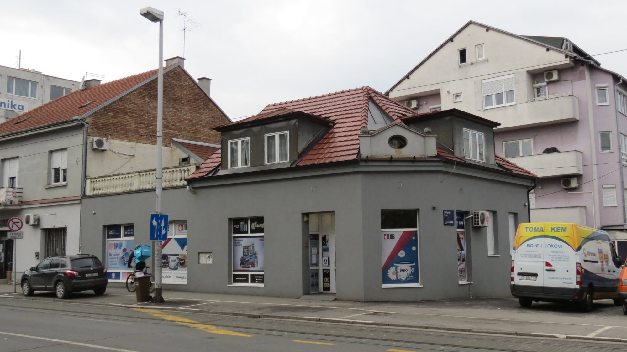 Ozaljska 48 (Rade Končara 134)